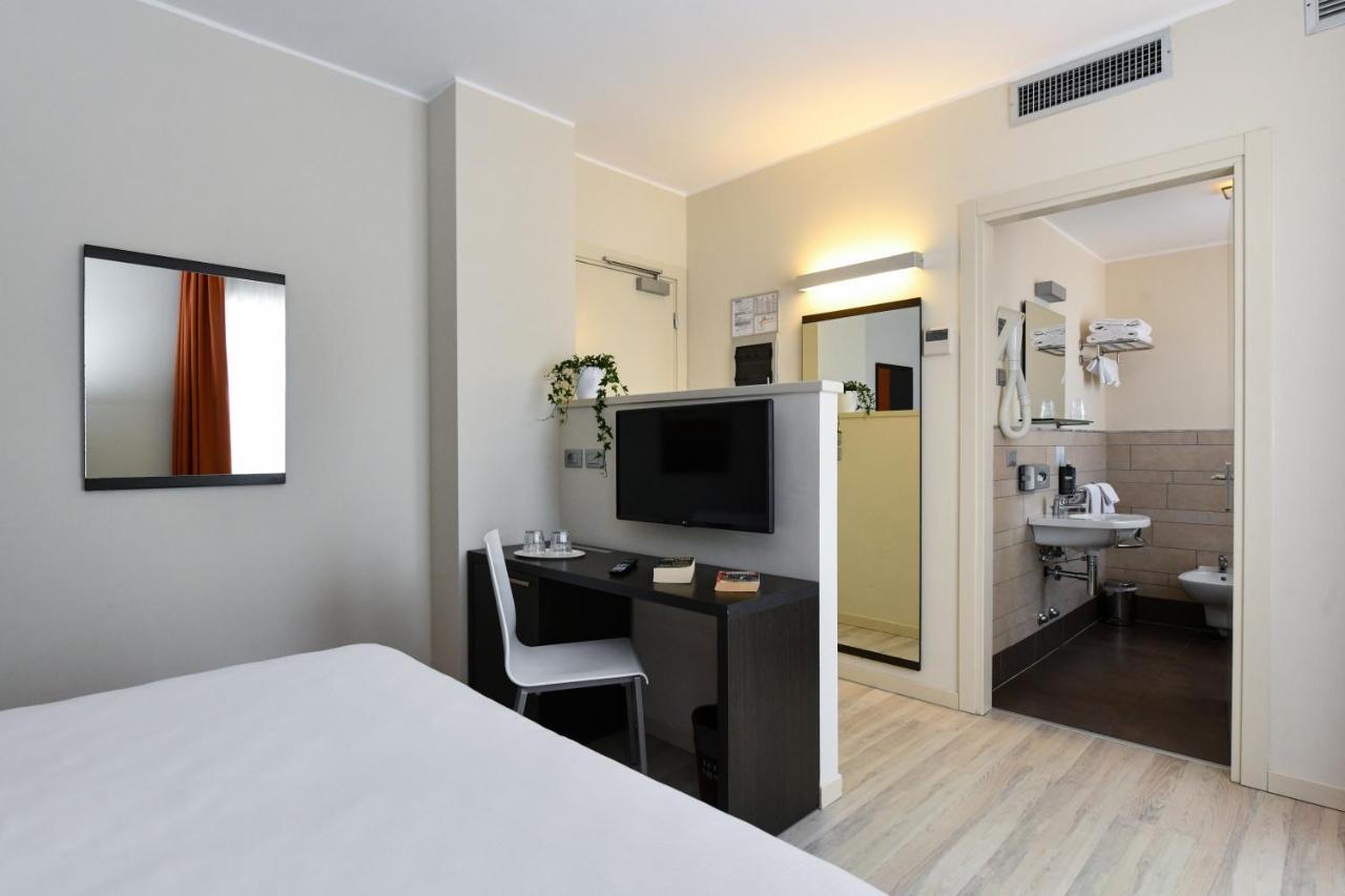 Hotel Vienna Lido di Jesolo Zewnętrze zdjęcie